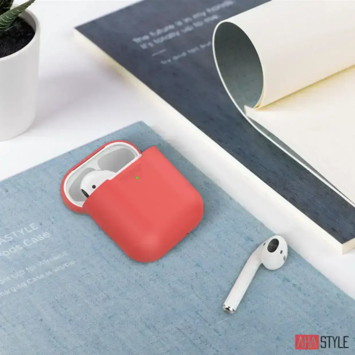 Чехол AHASTYLE дуо для Apple AirPods - Red (AHA-02020-RED)